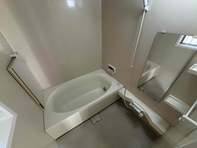 東垂水2丁目戸建の浴室