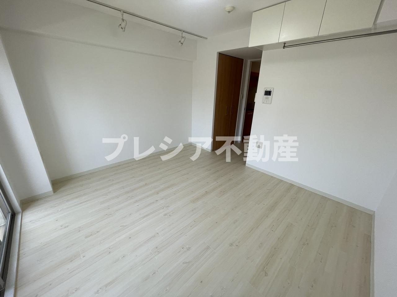 セレニテ甲子園Ⅰの居間・リビング
