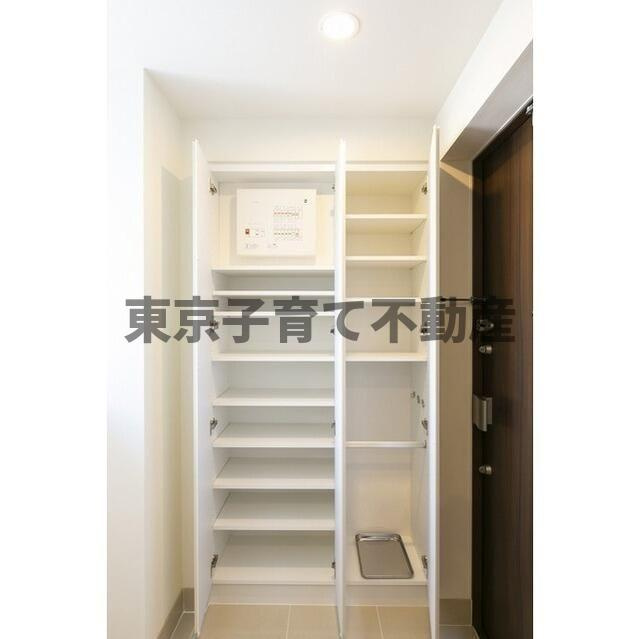シェフルール新御徒町Ⅰの収納