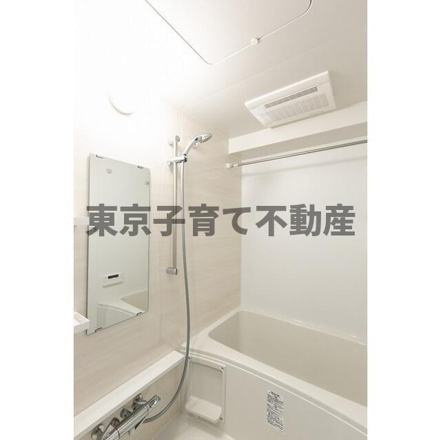 シェフルール新御徒町Ⅰの浴室
