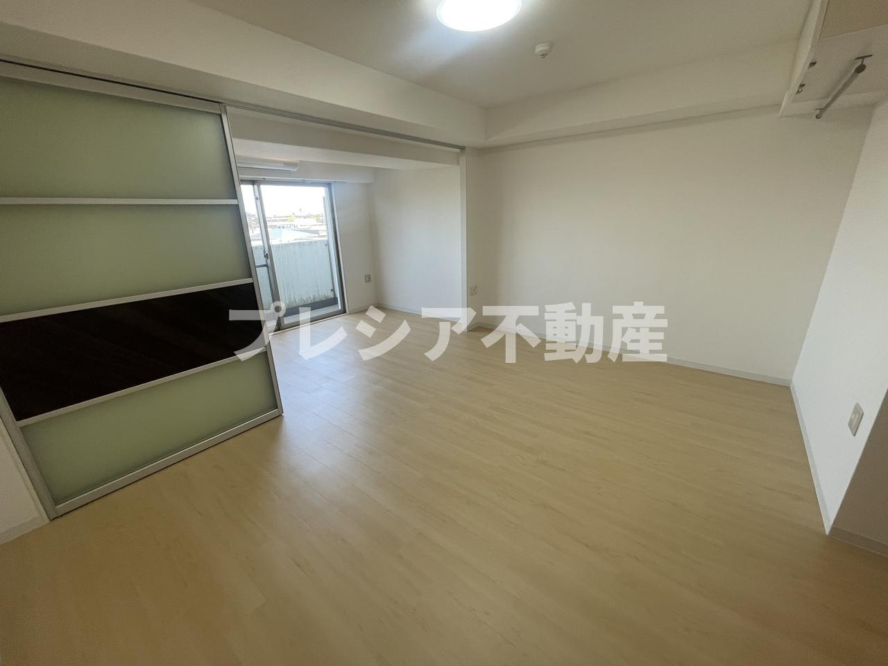 セレニテ甲子園Ⅰの居間・リビング