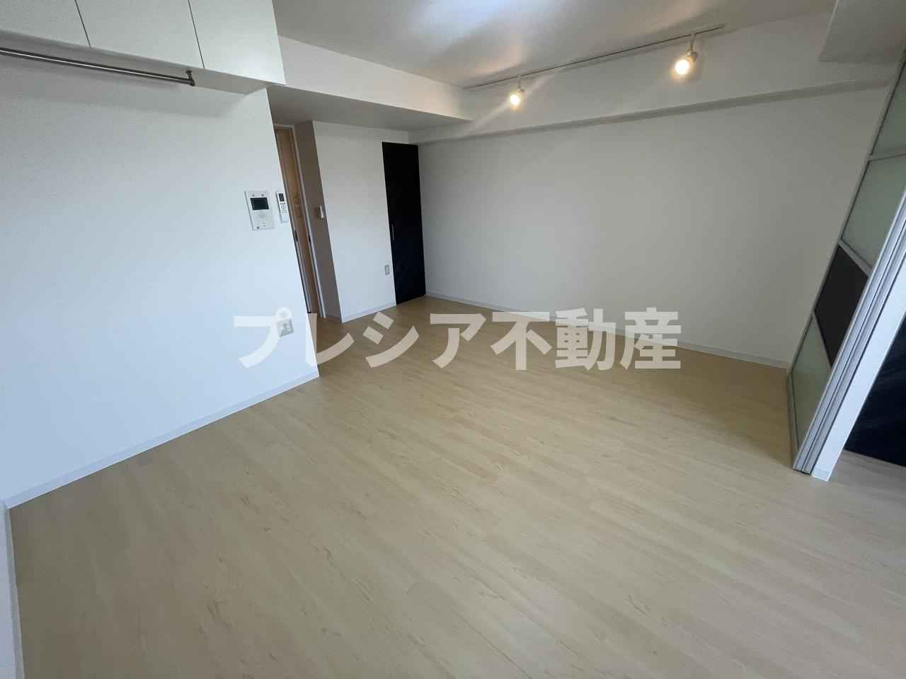 セレニテ甲子園Ⅰの居間・リビング