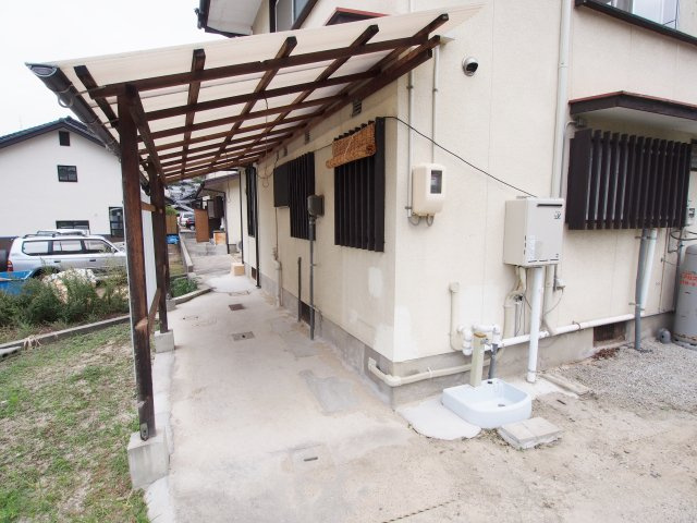木戸貸家のバルコニー