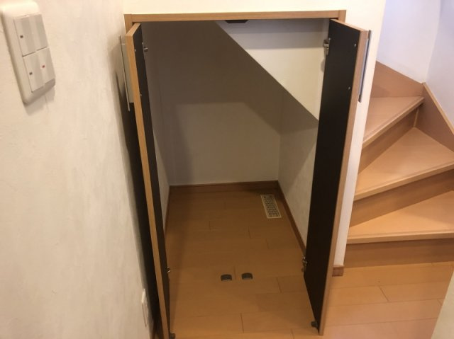 東山町戸建の収納
