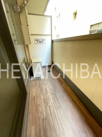 ラヴィエント浅草言問のバルコニー