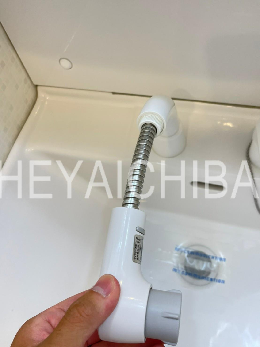 ラヴィエント浅草言問の洗面所|シャワー付き洗面台