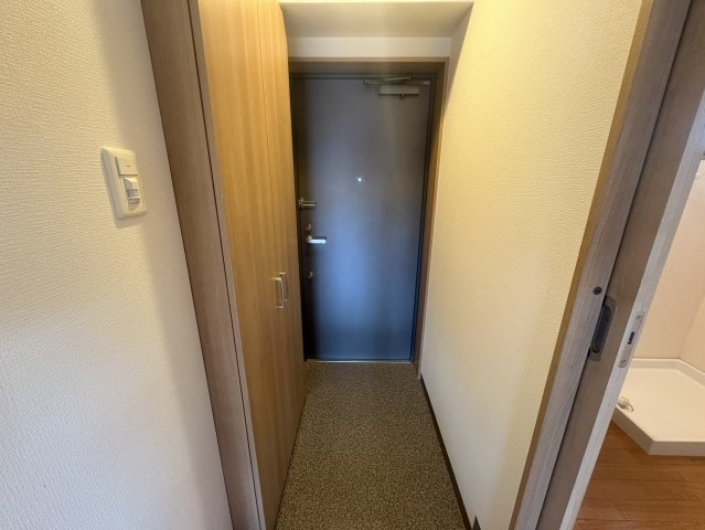 第1関根マンションの玄関