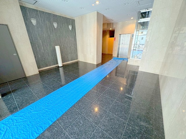 第1関根マンションのロビー