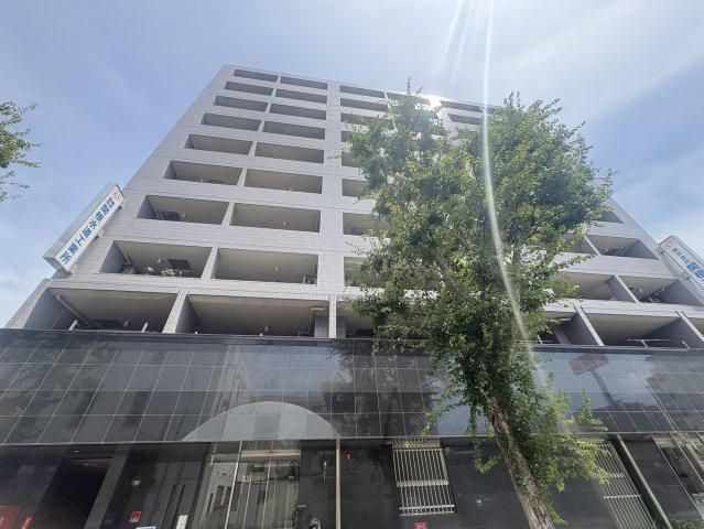 第1関根マンションの外観
