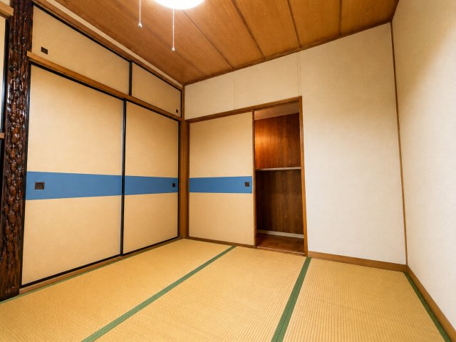 東近江市上羽田町の和室