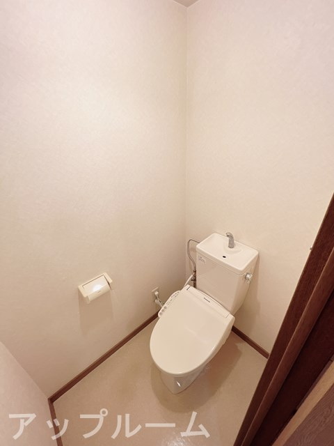 Surplus沖のトイレ