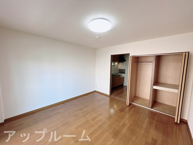 Surplus沖の設備