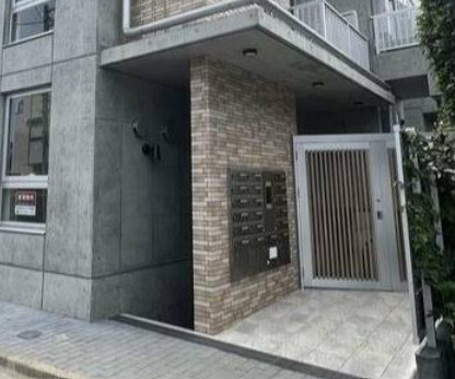 ラヴィエール成増のエントランス