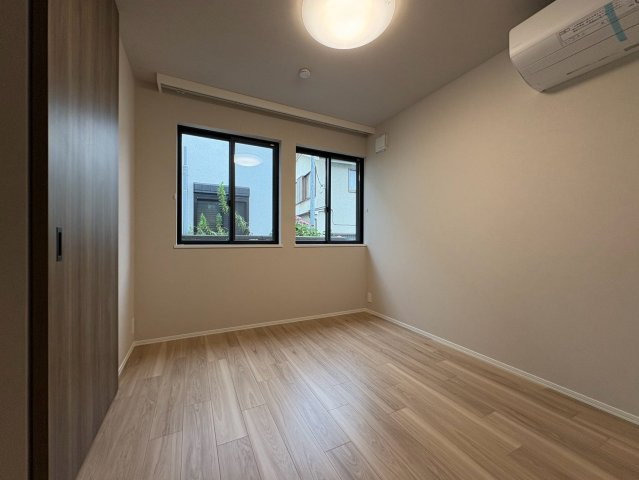 仮）東野川１丁目メゾンの洋室