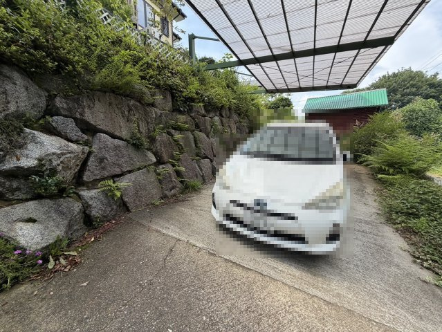 温泉も引ける♪自宅で露天風呂気分も味わえる景色の良い中古住宅　フィオーレ喜連川の駐車場|駐車場に車を止められます