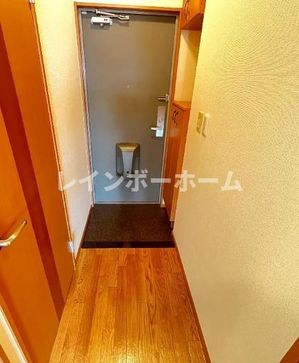 ビオス北朝霞の玄関