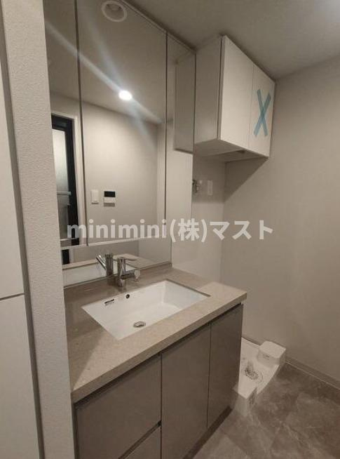 大阪市中央区谷町６丁目の賃貸マンションの洗面所