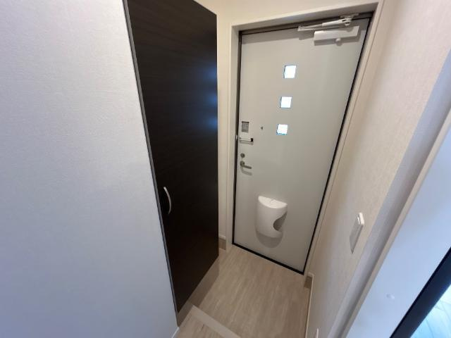 リュクス摩耶の玄関