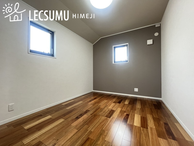 姫路市大津区長松/中古戸建の寝室