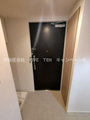 パークハビオ新橋の玄関
