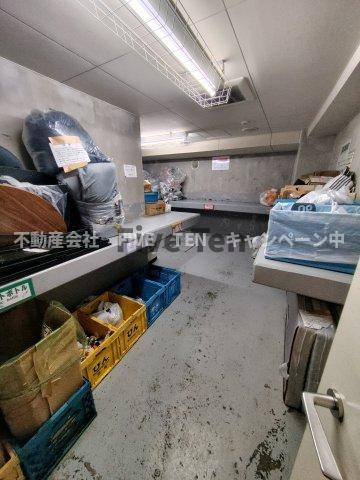 パークハビオ新橋の駐車場