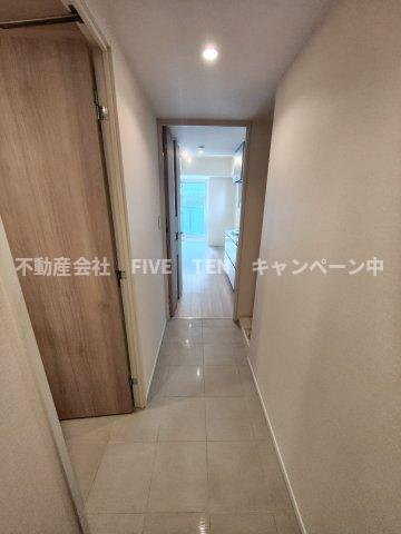 パークハビオ新橋の玄関