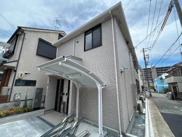 リュクス摩耶の外観