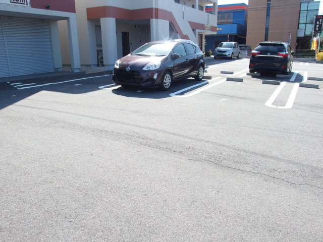 ハーモニーの駐車場