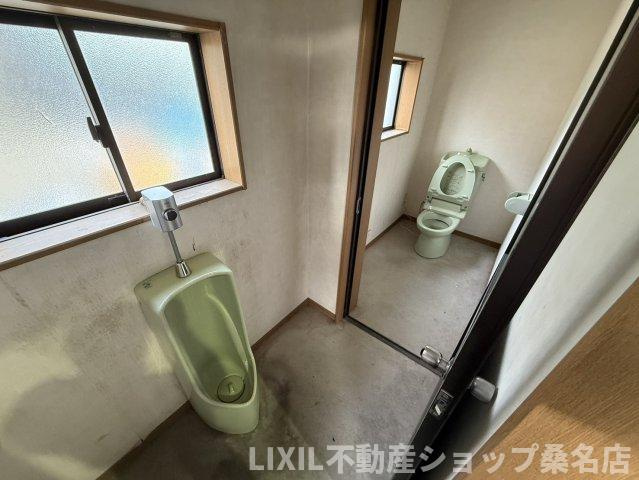 東員町山田倉庫のトイレ
