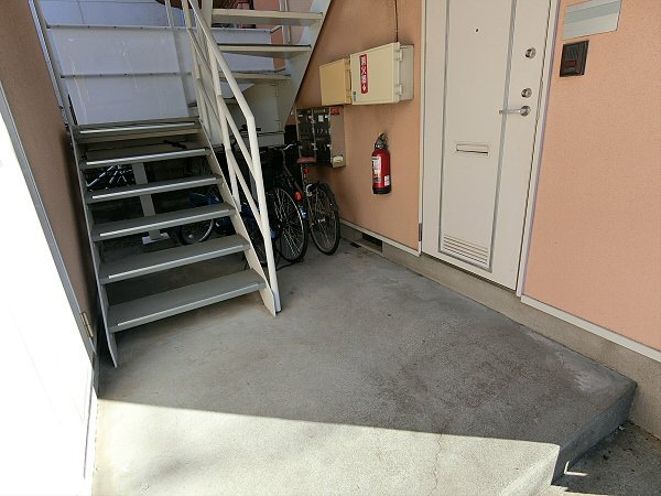 【エントランス】