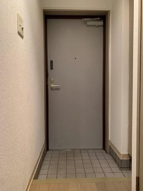 菱和パレス立教通りの玄関