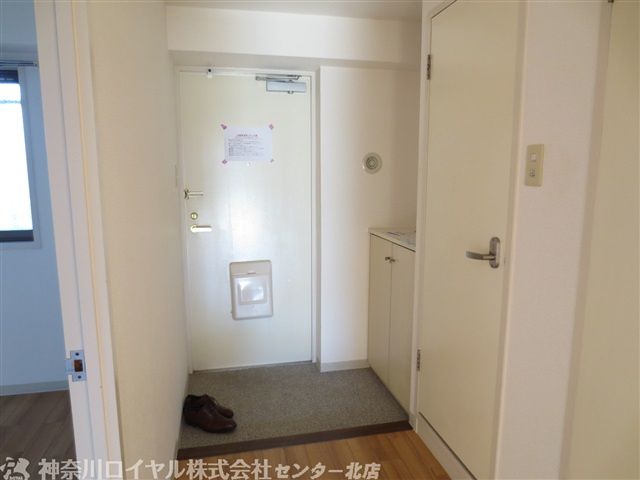 【玄関】