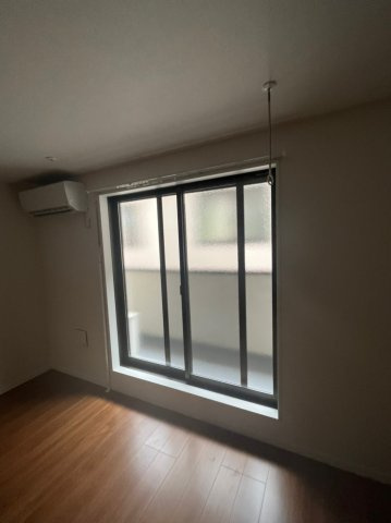 使い勝手のいい寝室です