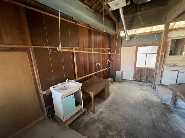 【建物40坪以上】国東町浜　8LDKのランドリースペース