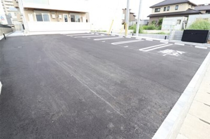 ＨＡＮＡＢＵＳＡ Ⅶの駐車場|駐車場
