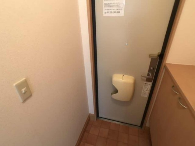 ローズコートＳの玄関