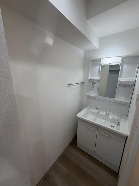 西東京市田無町３丁目の賃貸マンションの洗面所
