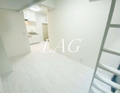【居間・リビング】 | ユタカビル | 洋室のお部屋です。