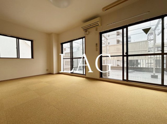 【居間・リビング】 | ローズビル | 洋室のお部屋です。