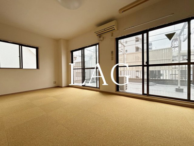 【居間・リビング】 | ローズビル | 洋室のお部屋です。