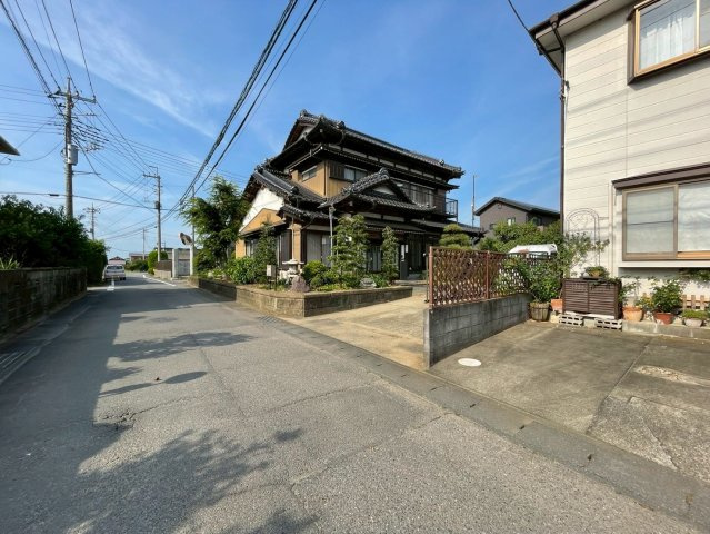 稲敷郡河内町長竿　中古戸建の前面道路含む現地写真|2026年7月14日撮影