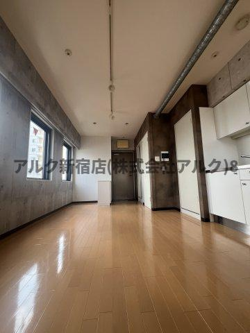 新宿区百人町１丁目の賃貸マンションの内装