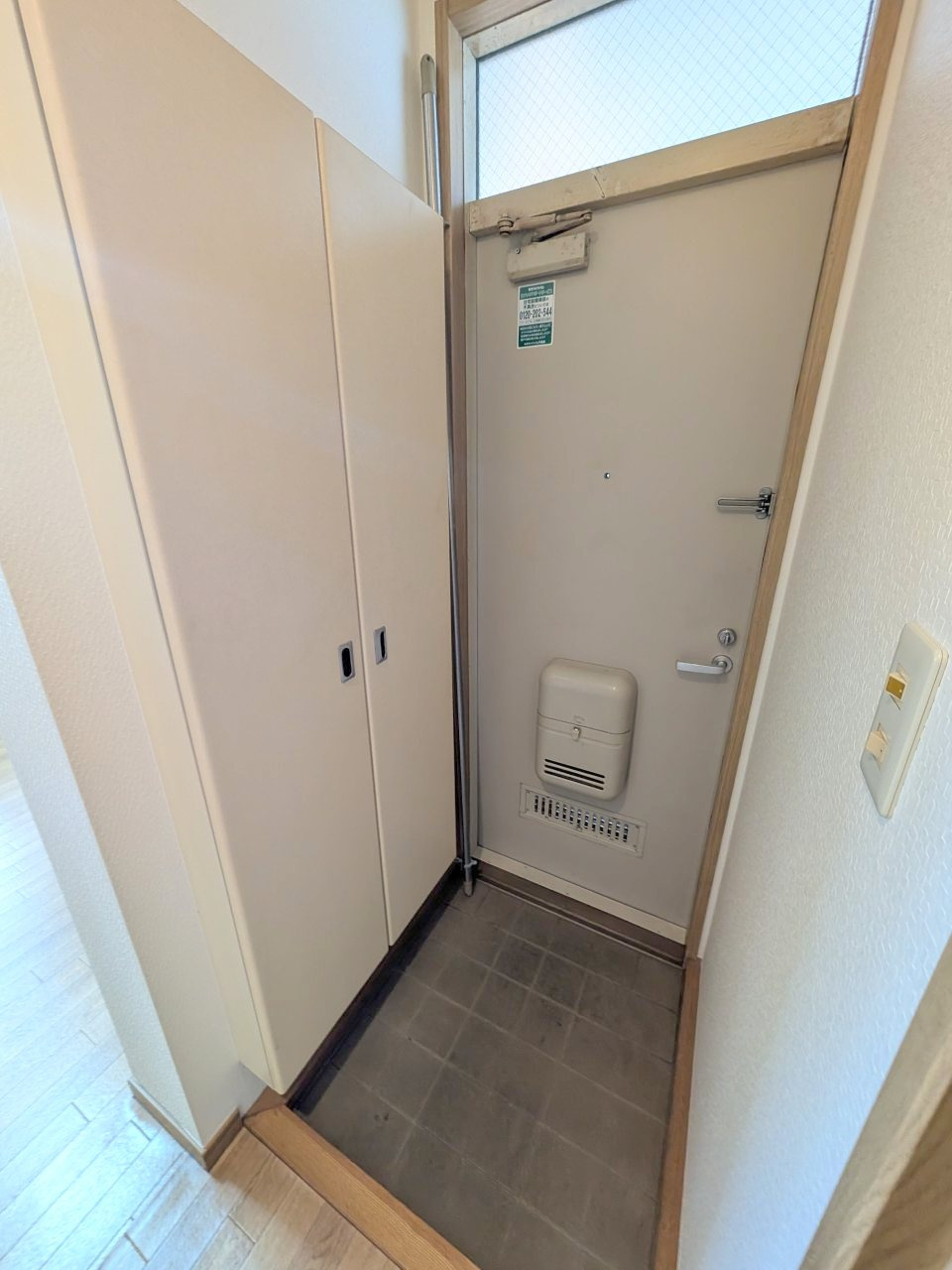 シティハイム　ペブルBの玄関