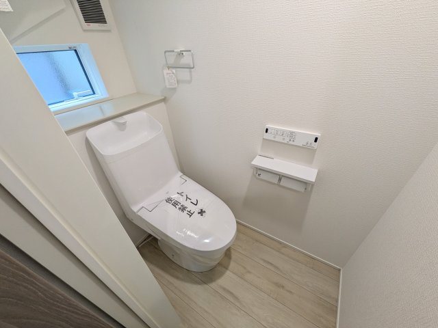 我孫子市寿2丁目　01期　新築戸建てのトイレ|温水洗浄便座付きです♪