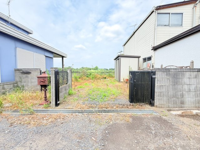【積水ハウス施工】小美玉市小曽納中古物件の駐車場