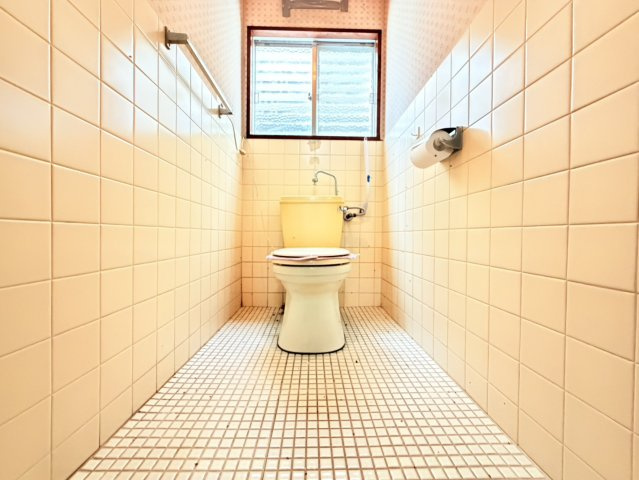 【積水ハウス施工】小美玉市小曽納中古物件のトイレ