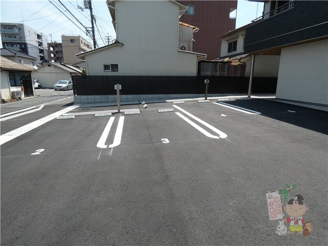 凛の駐車場