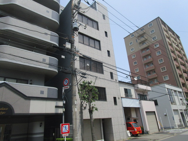 墨田区本所３丁目のビル