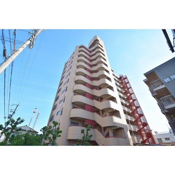 鶴見緑地ハイツ弐番館の外観