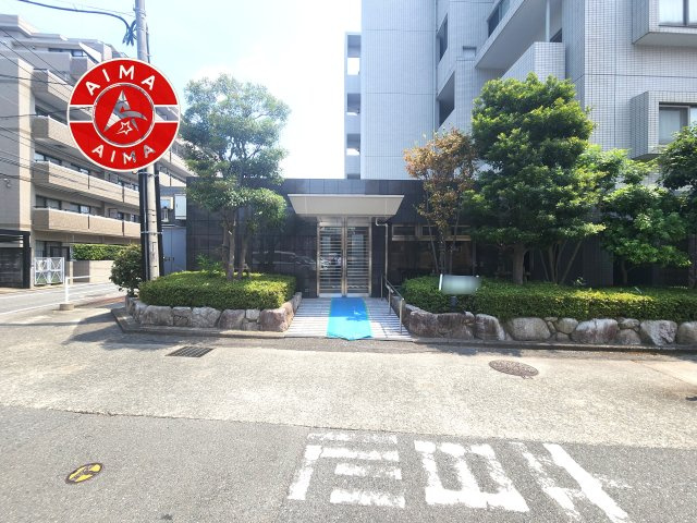 パークホームズ室見駅前|きれいなエントランス入口です。